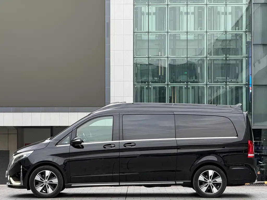 Mercedes-Benz V-Class 2023