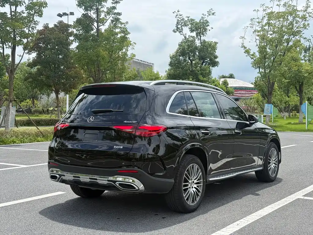 Mercedes-Benz GLC 2024
