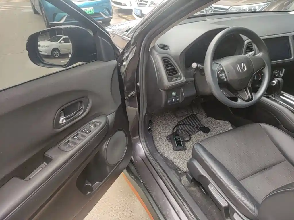 Honda Vezel 2022 — фото 16