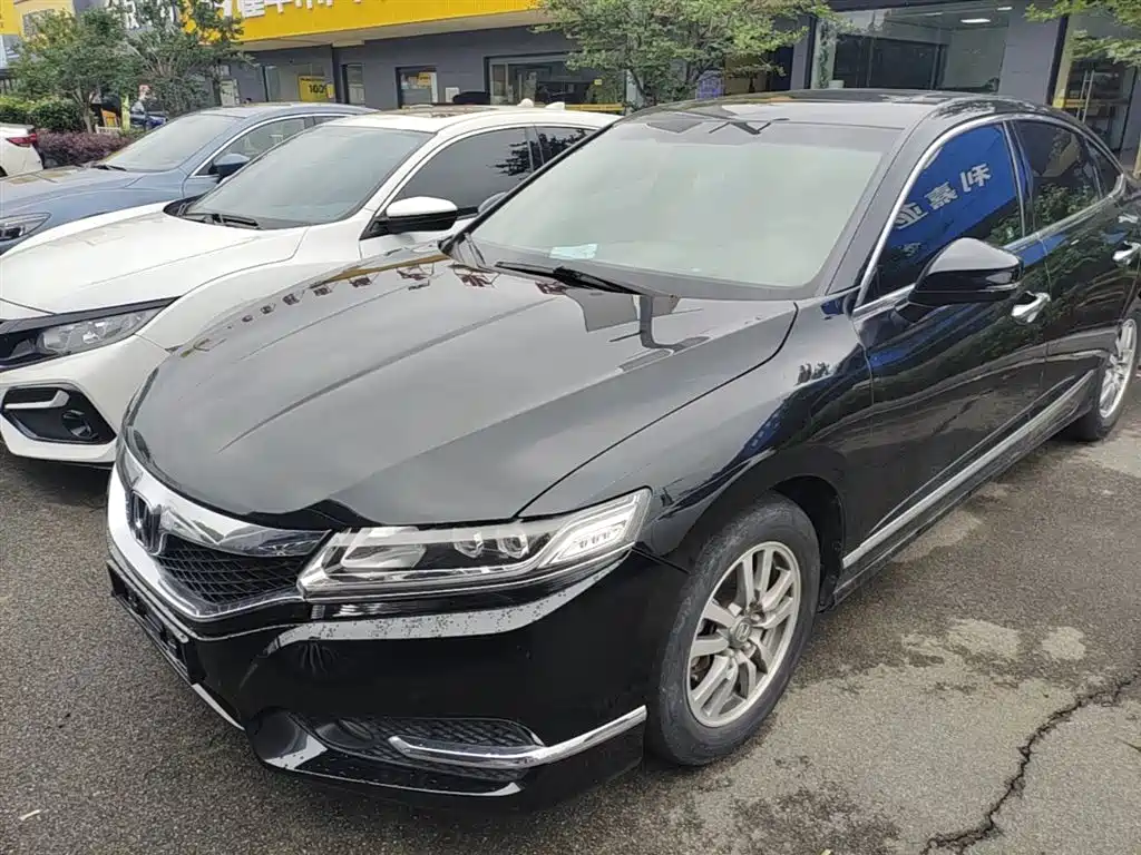 Honda Spirior 2016 — фото 2
