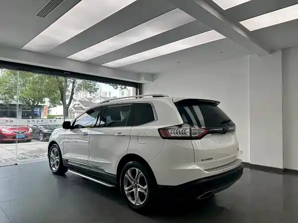 Ford Edge 2016