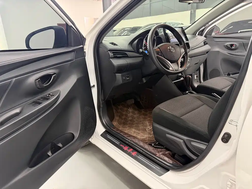 Toyota Vios 2023 — фото 14