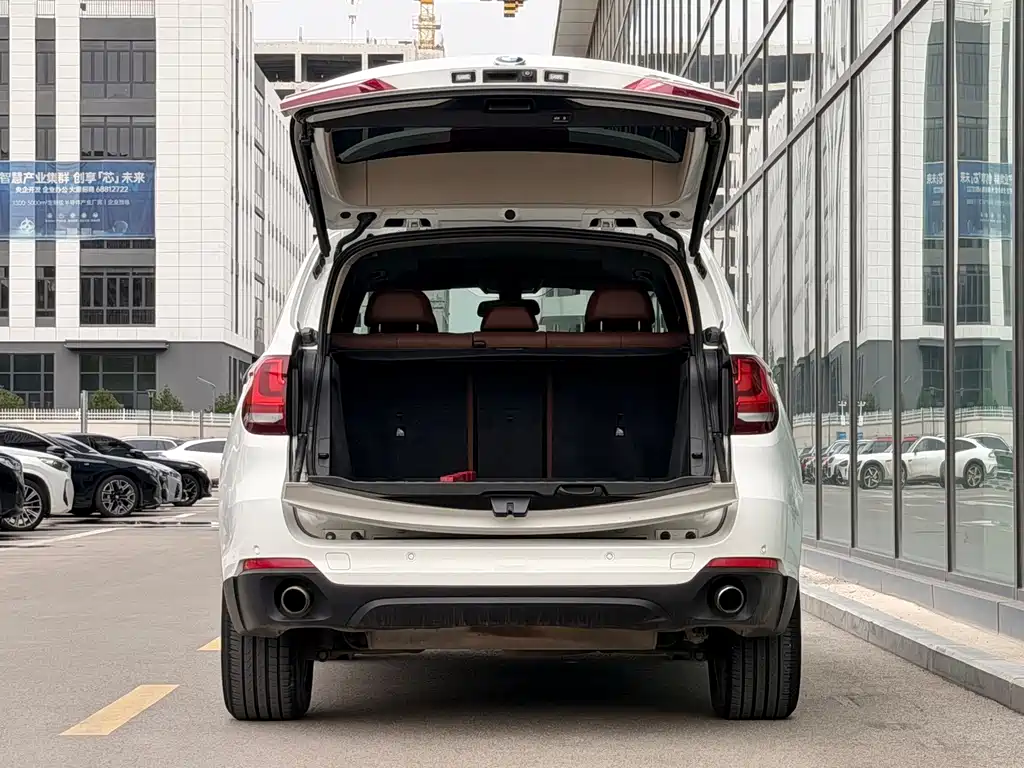 BMW X5 2018 — фото 26