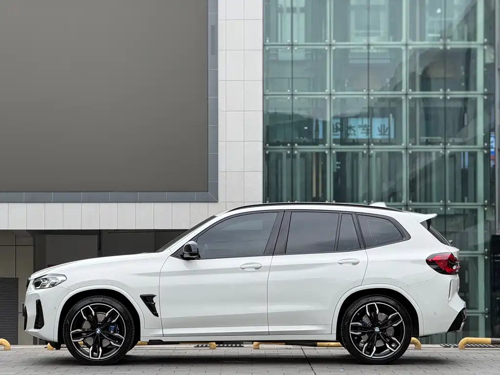 BMW X3 M40i 2025 — фото 5
