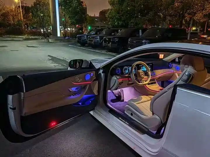 Mercedes-Benz E-Class 2023
