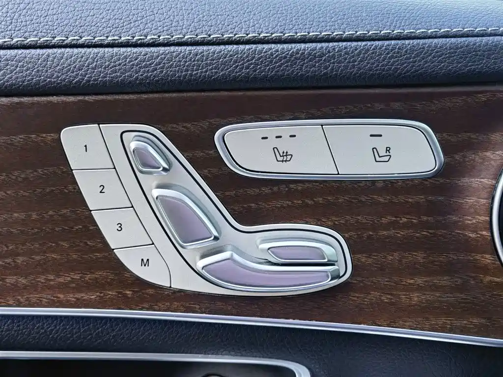 Mercedes-Benz GLC 2021 — фото 31
