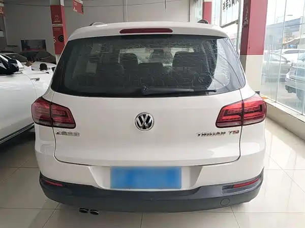 Volkswagen Tiguan 2015
