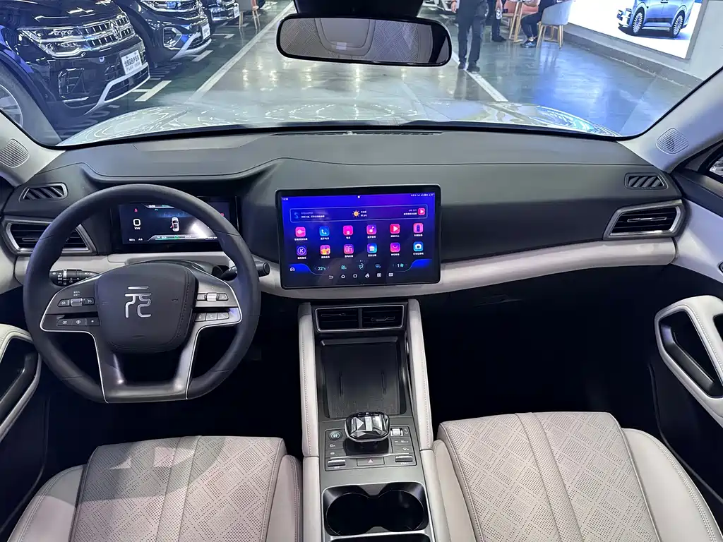 BYD Yuan UP 2024