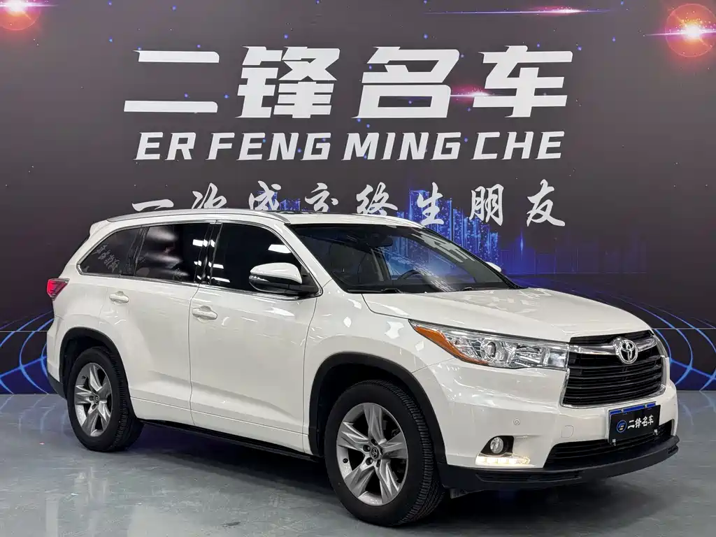 Toyota Highlander 2018 — фото 3