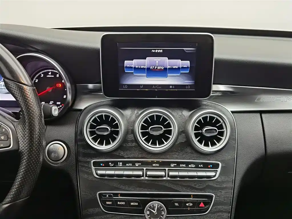 Mercedes-Benz C-Class 2016 — фото 12