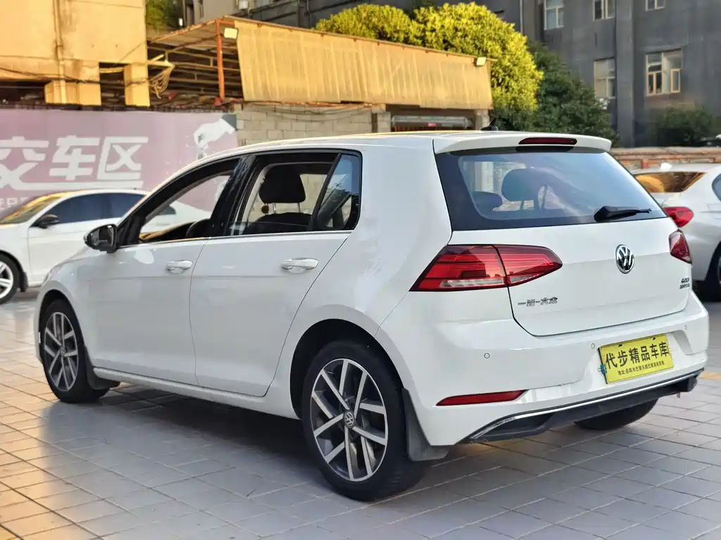 Volkswagen Golf 2020 — фото 22