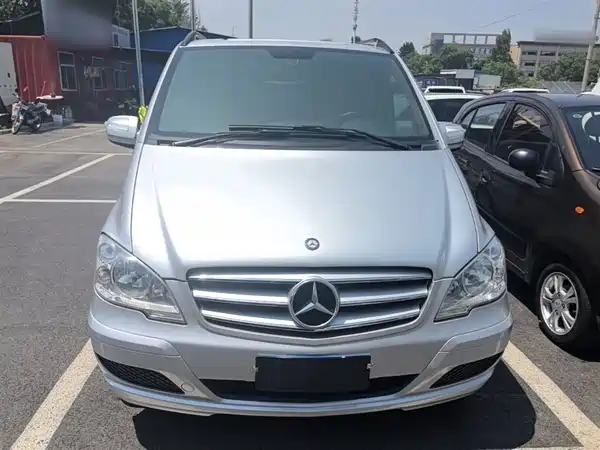 Mercedes-Benz Viano 2013