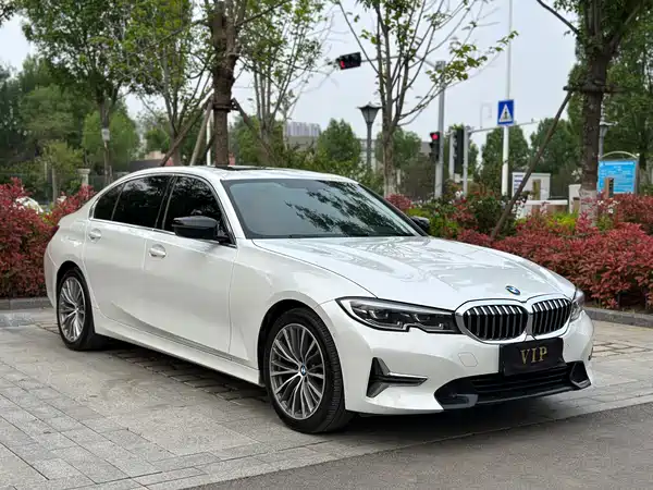 BMW 3 Series 2020