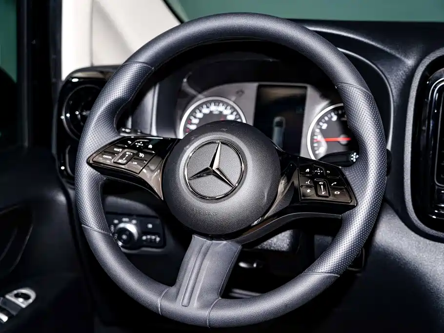 Mercedes-Benz Vito 2026 — фото 15