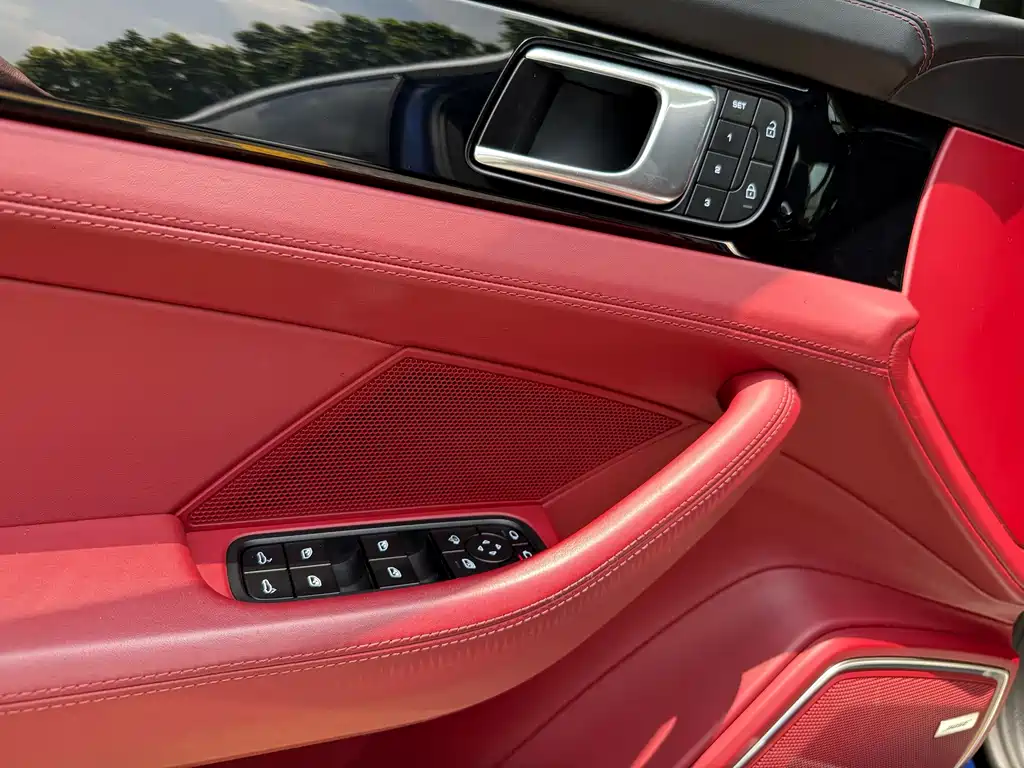 Porsche Panamera 2023 — фото 20