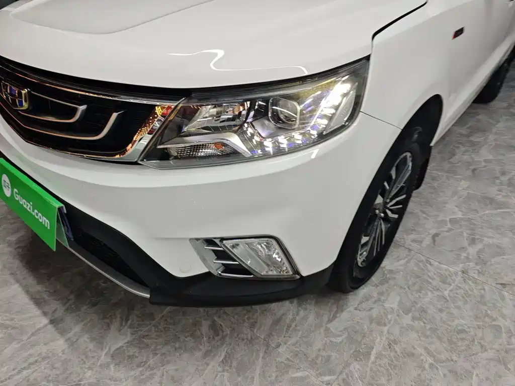 Geely Vision X6 2017 — фото 3