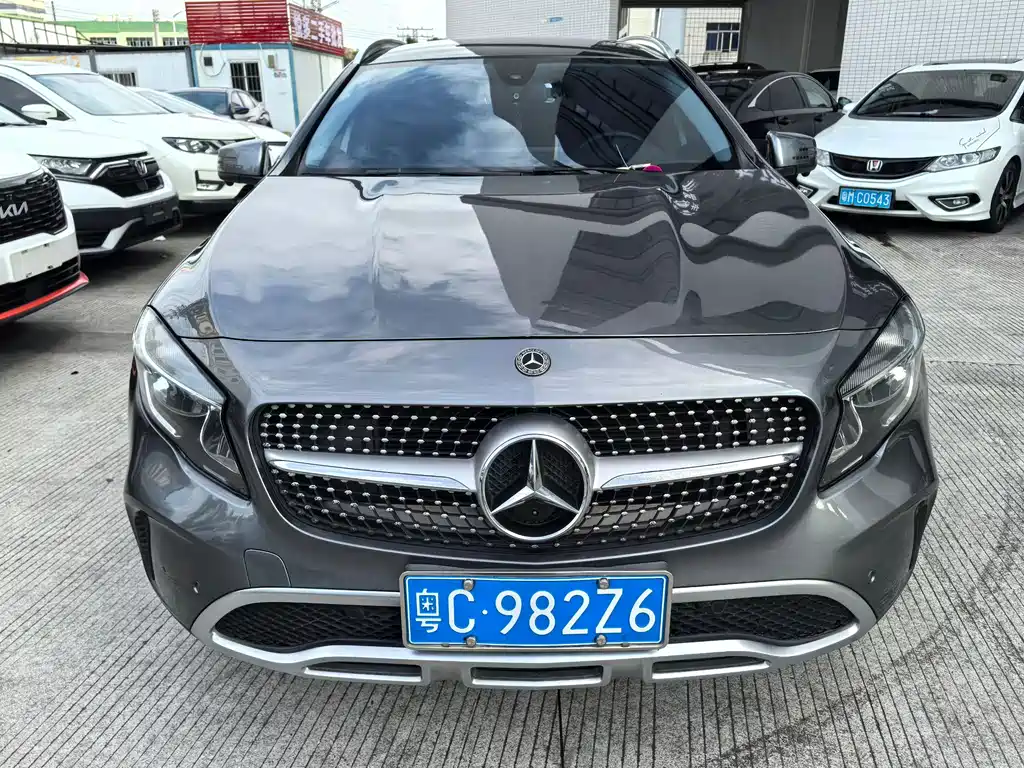 Mercedes-Benz GLA 2017
