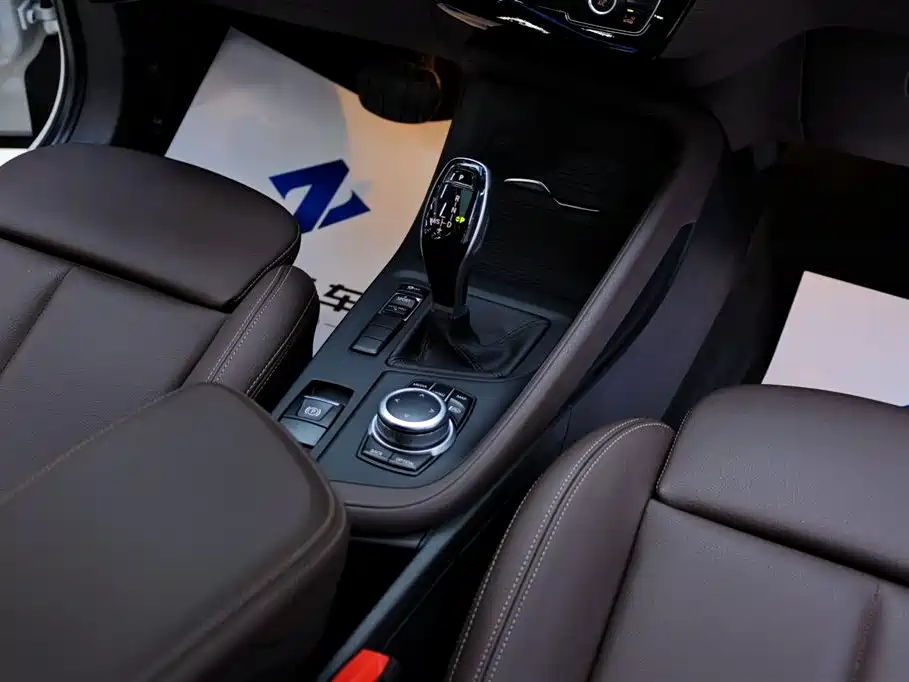 BMW X1 2021 — фото 21