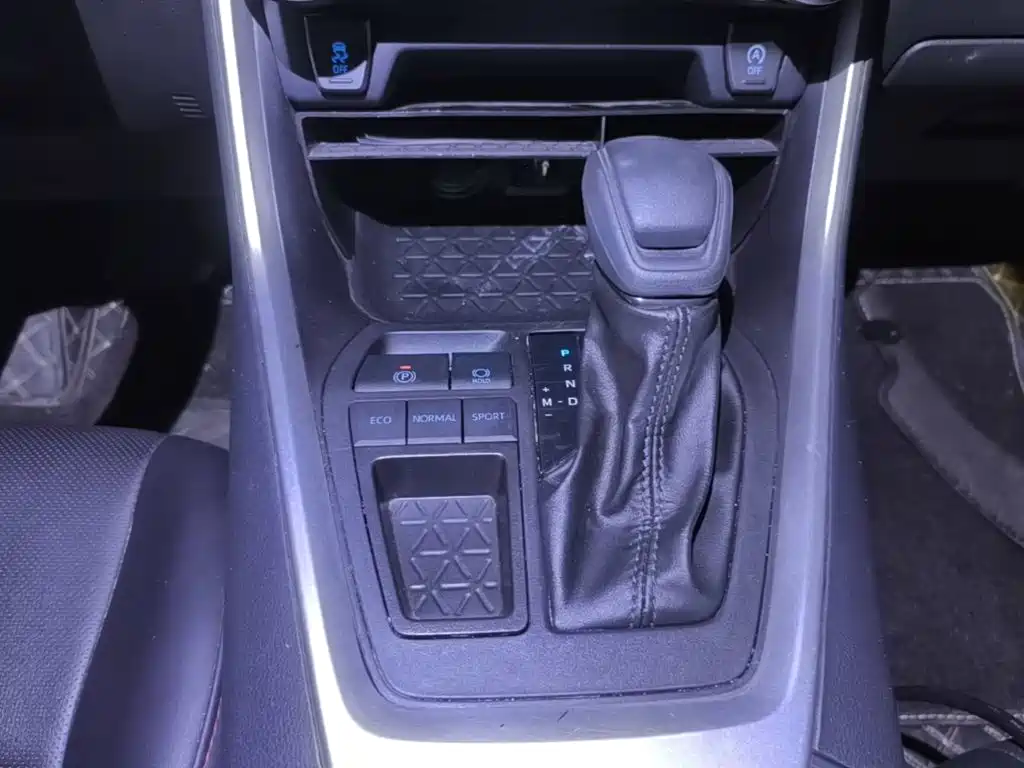 Toyota Wildlander 2022 — фото 14