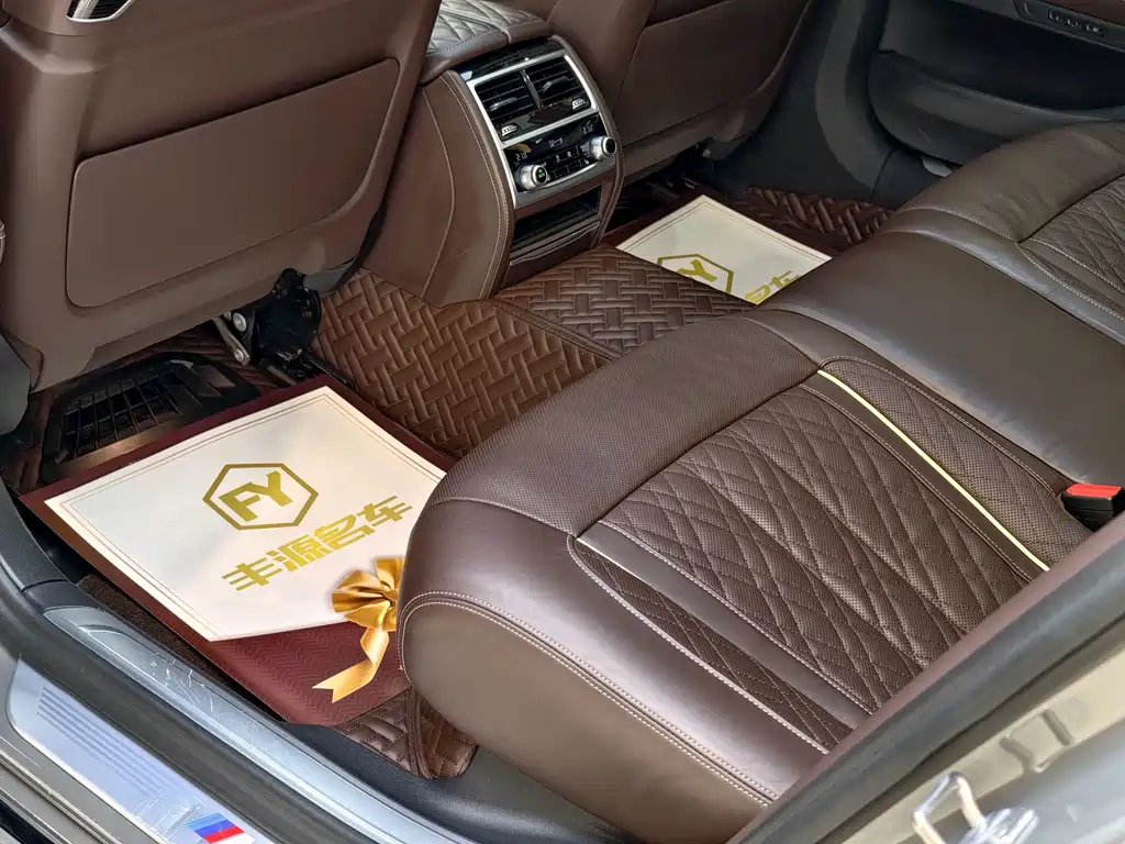 BMW 7 Series 2020 — фото 12