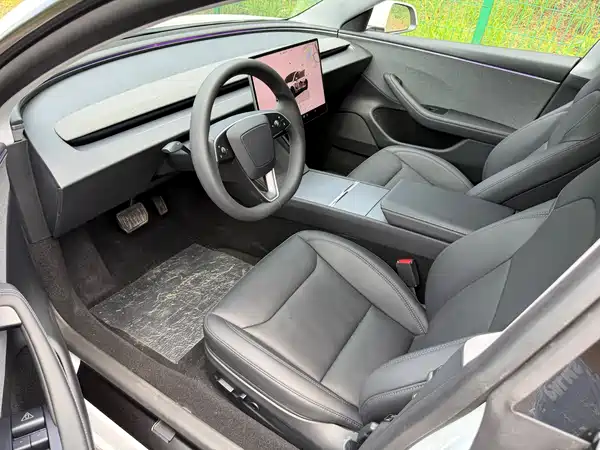 Tesla Model 3 2026