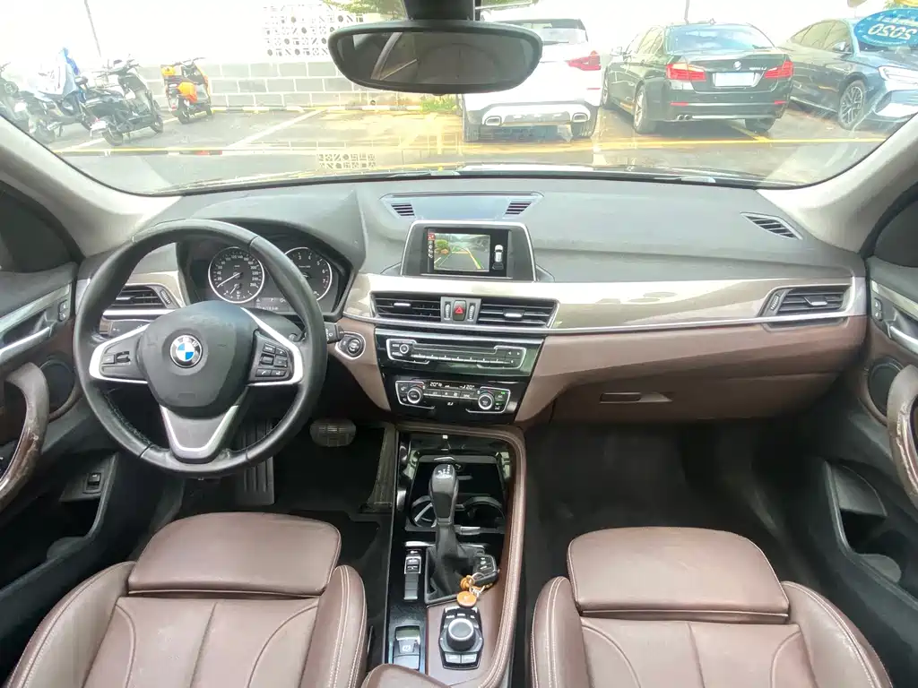 BMW X1 2017 — фото 16