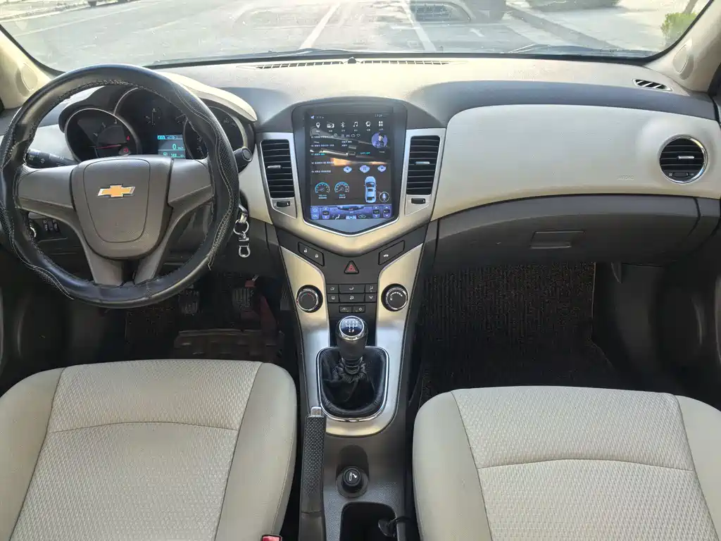Chevrolet Cruze 2016 — фото 9