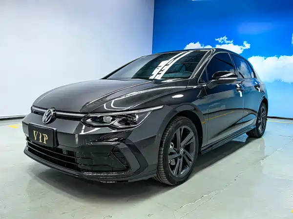 Volkswagen Golf 2023