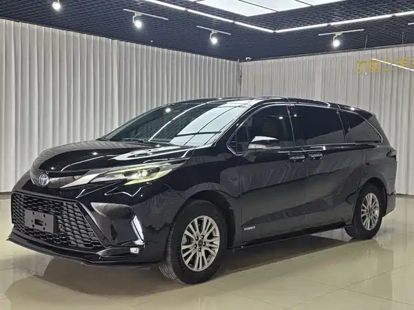 Toyota Sienna 2022