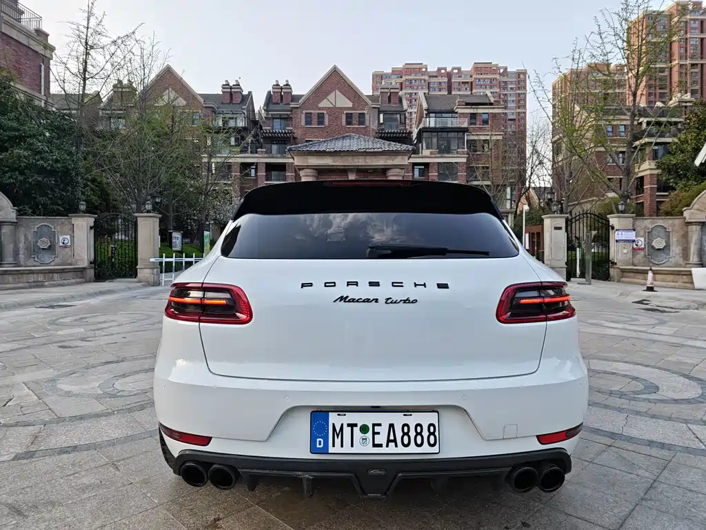 Porsche Macan 2015 — фото 8