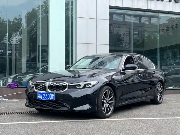 BMW 3 Series 2024
