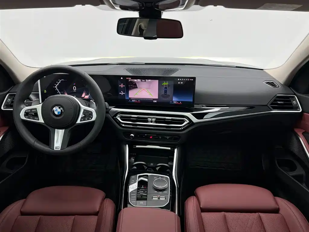 BMW 3 Series 2023 — фото 18