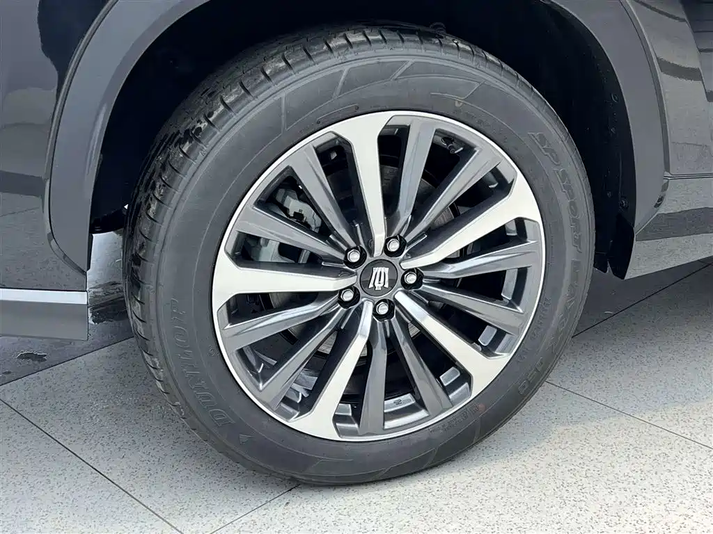 Toyota Crown Kluger