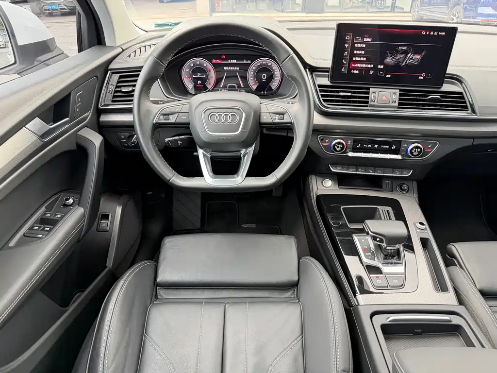 Audi Q5L 2022 — фото 16