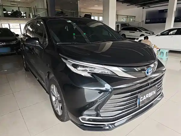 Toyota Sienna 2022