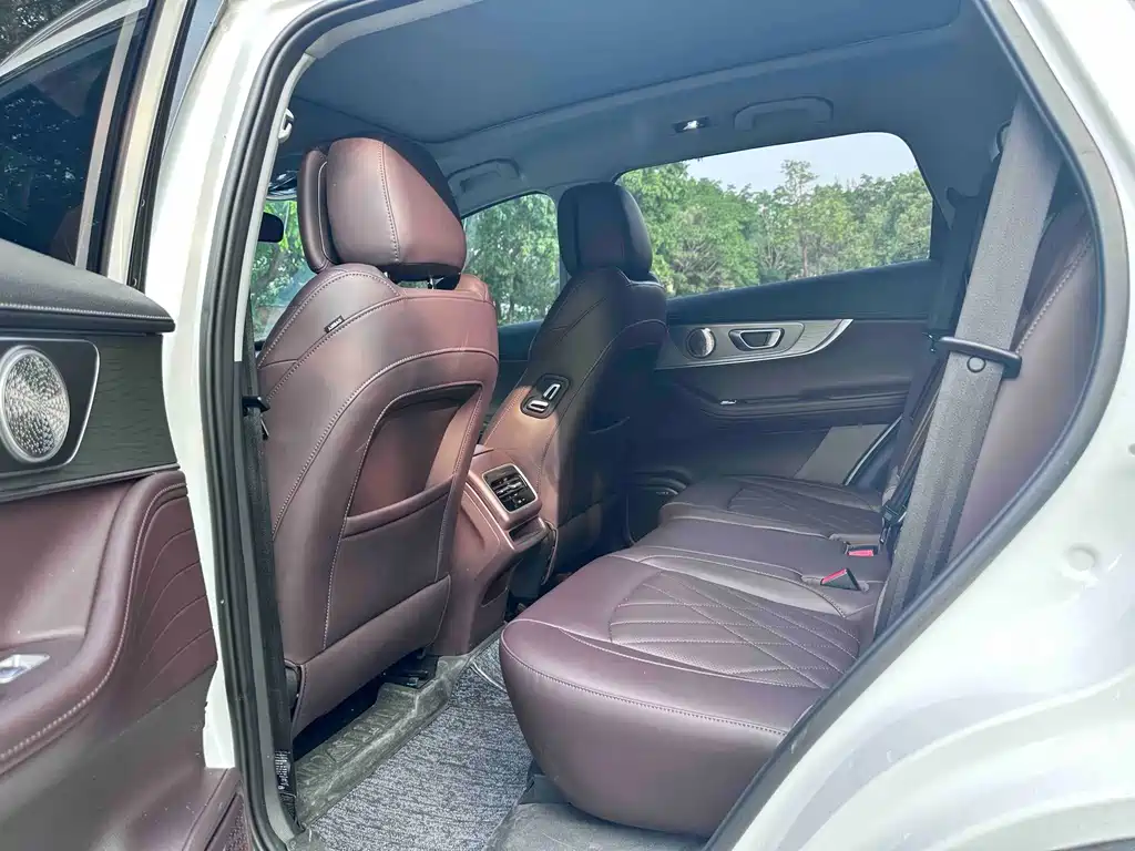 Chery Tiggo 8 PLUS 2024 — фото 6