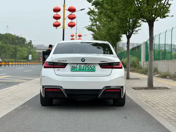 BMW i3 2023