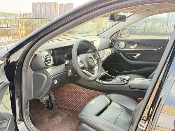 Mercedes-Benz E-Class 2017