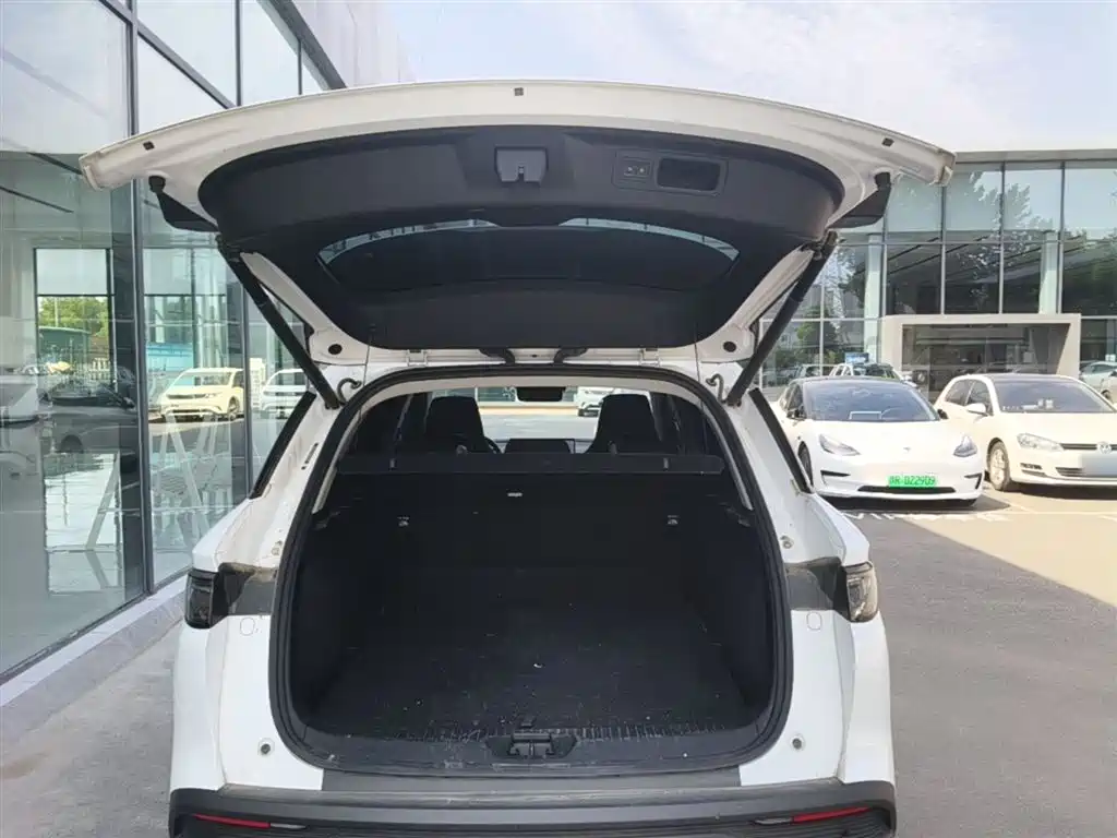 BYD Seal 05 DM-i 2024 — фото 19