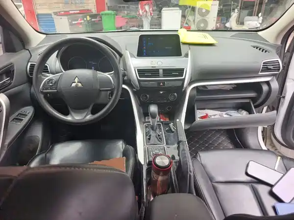 Mitsubishi Yige 2019