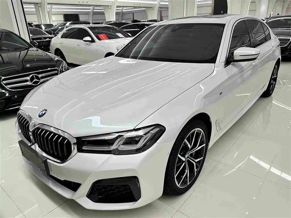BMW 5 Series 2023