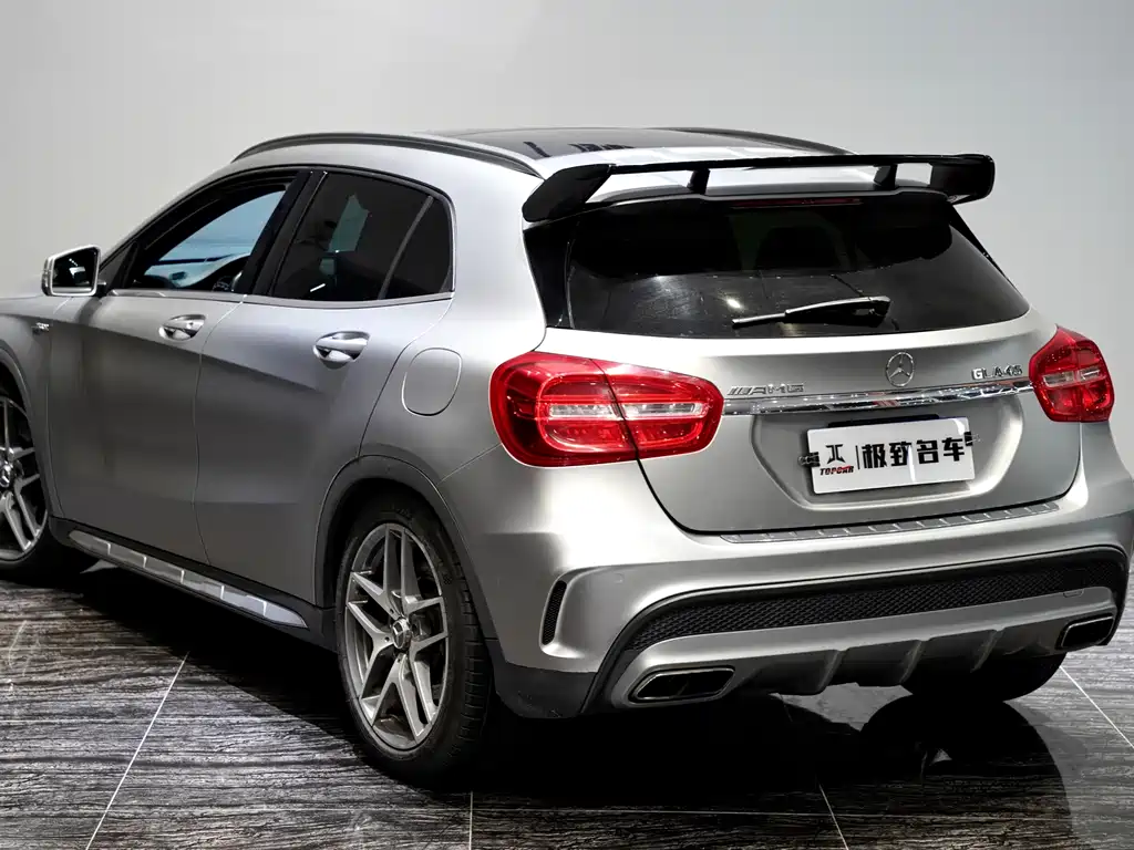 Mercedes-Benz GLA AMG 2016