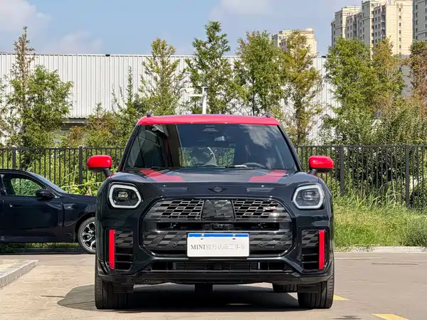 MINI JCW COUNTRYMAN 2025