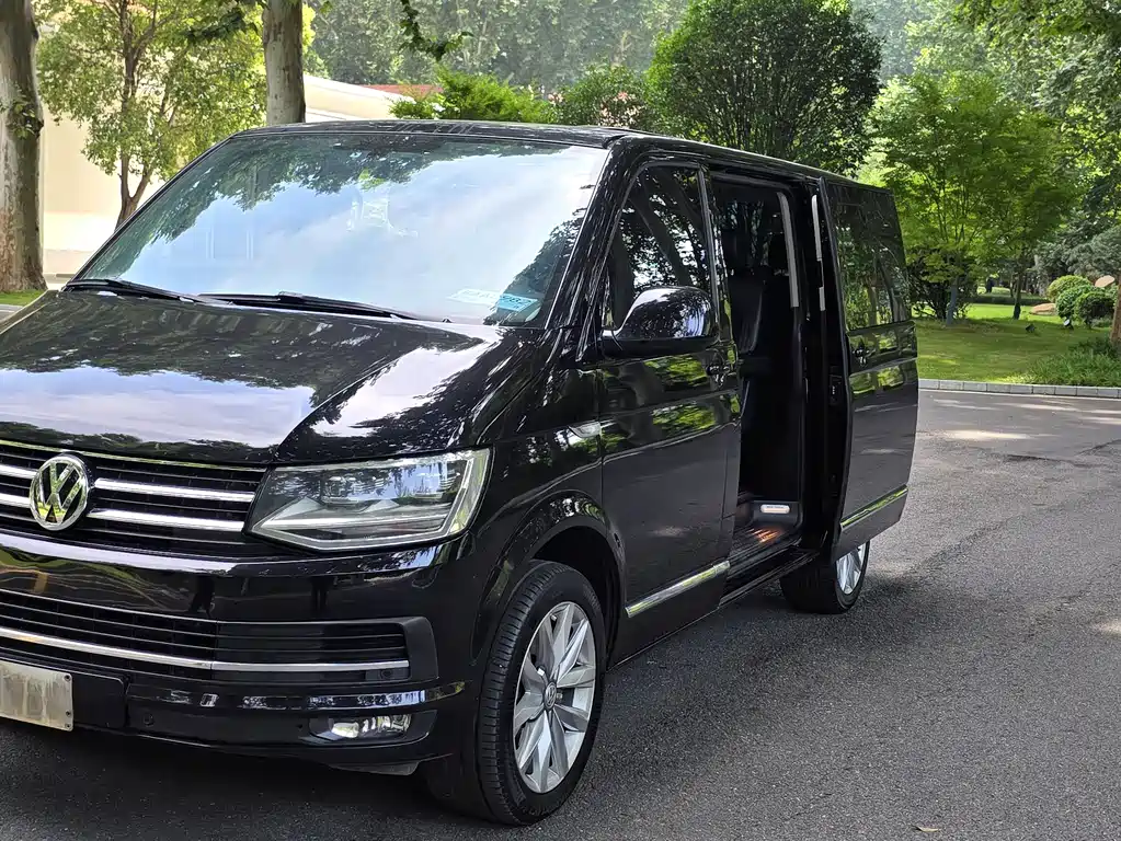 Volkswagen Multivan 2019 — фото 27
