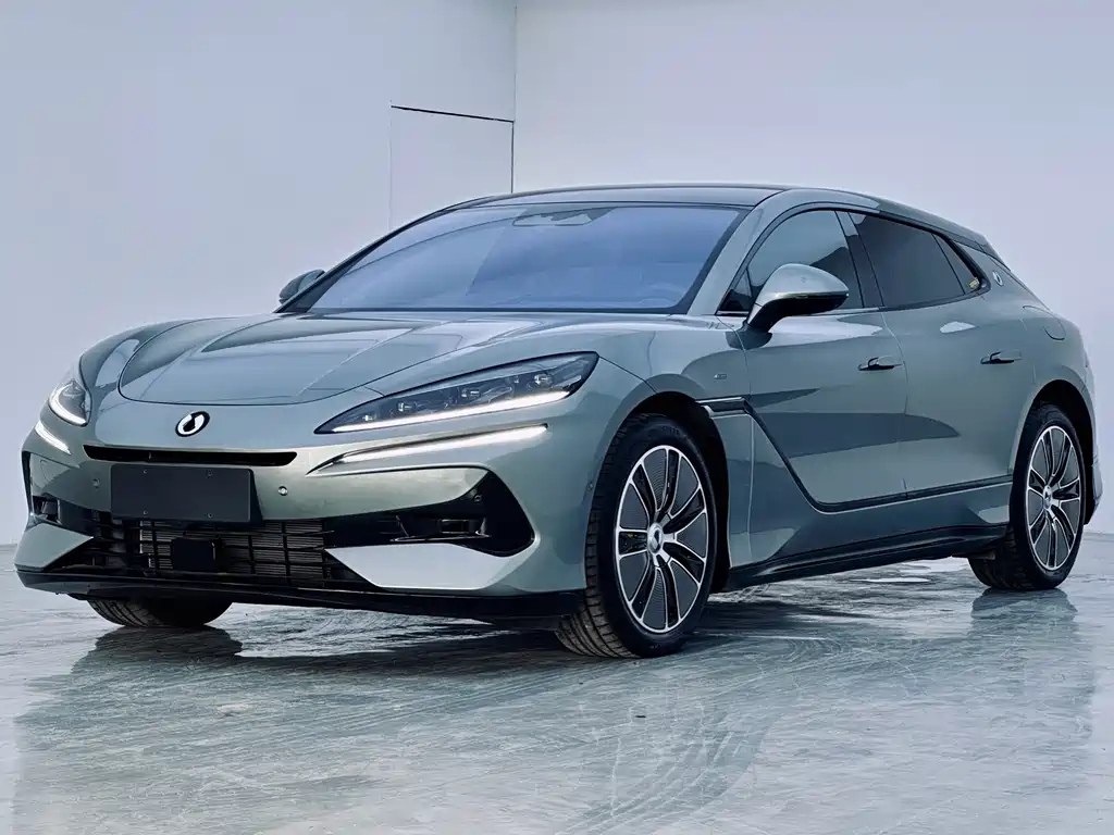 Denza Z9GT 2025