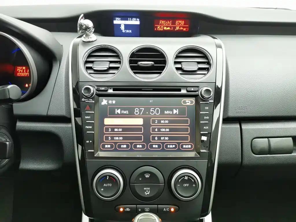 Mazda CX-7 2016 — фото 12