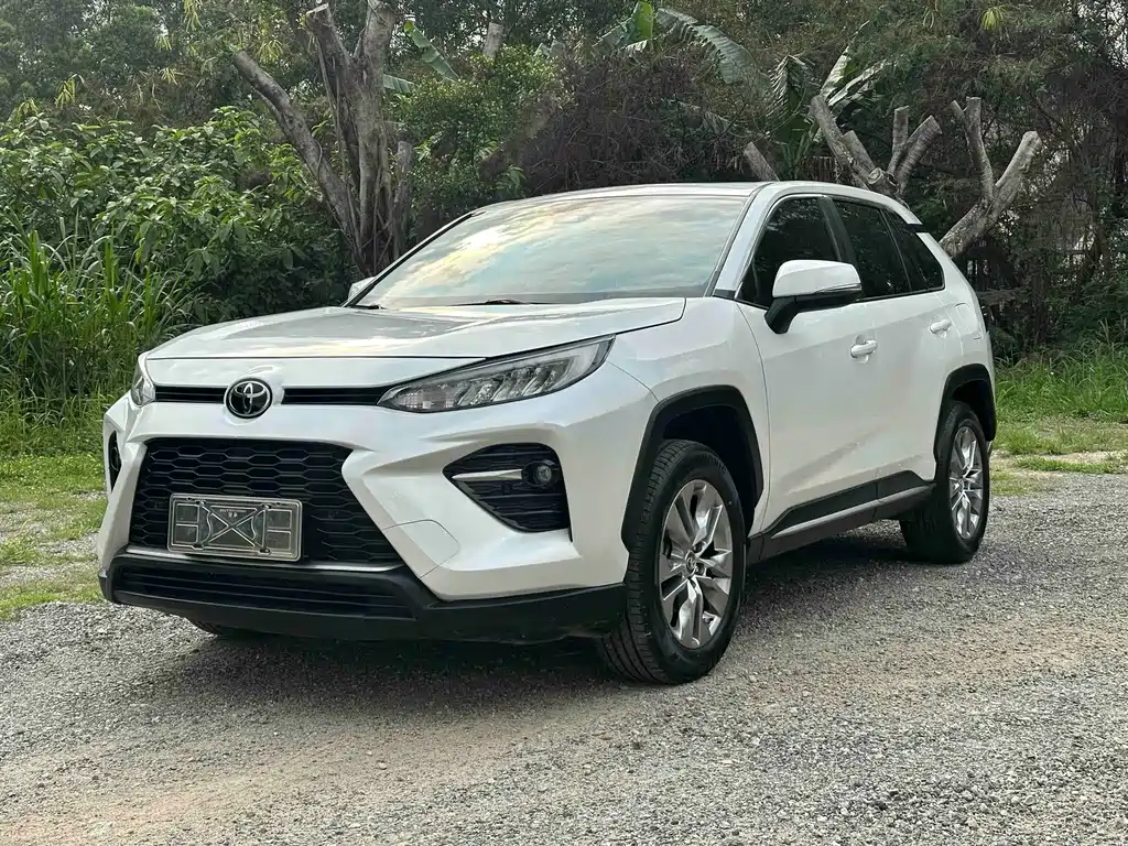 Toyota Wildlander 2022 — фото 1