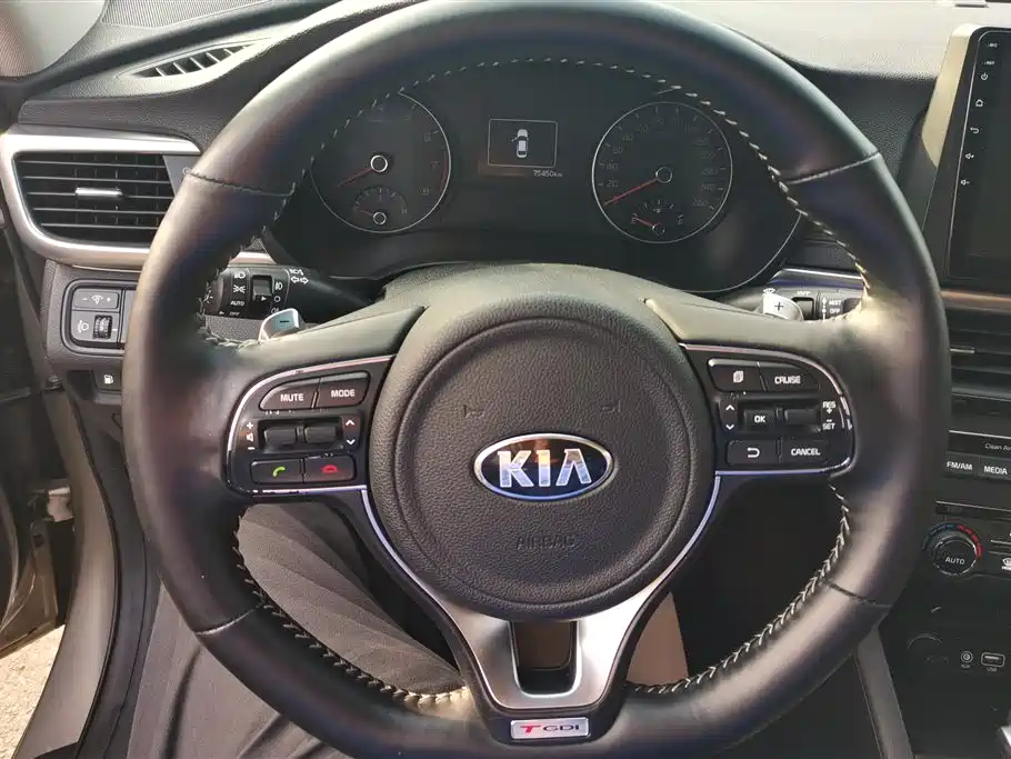 Kia K5 2016 — фото 15
