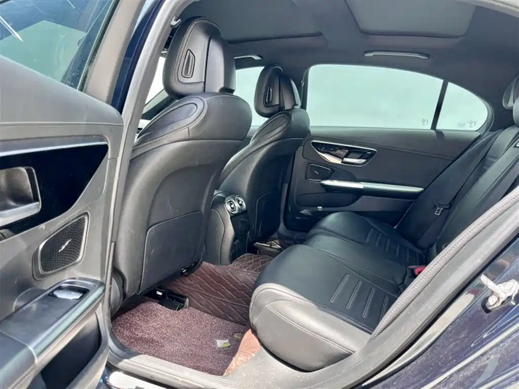 Mercedes-Benz C-Class 2022 — фото 13