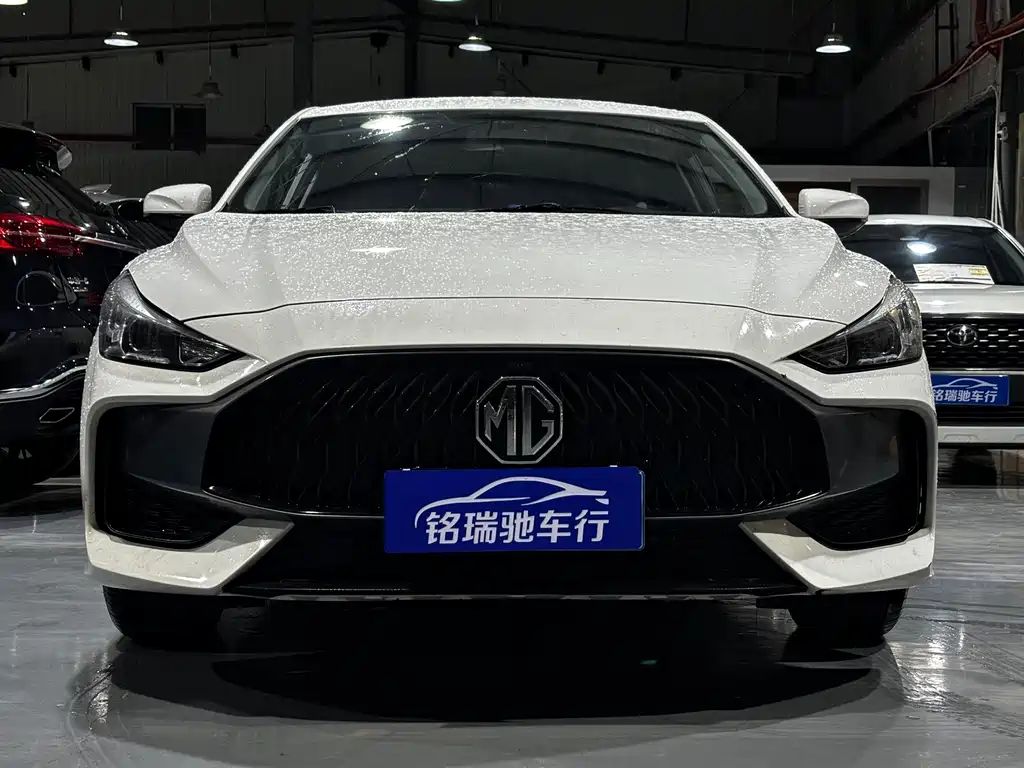 MG 5 2025